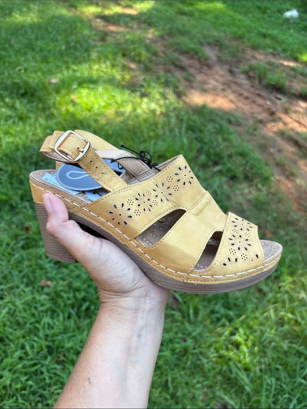 Women's Yellow Floral Cutout Slingback Heels with Block Heel - Picture 12 of 15